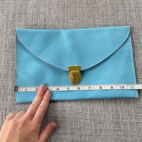 ‎Faux Leather Envelope Clutch Purse - Picture 2 of 9